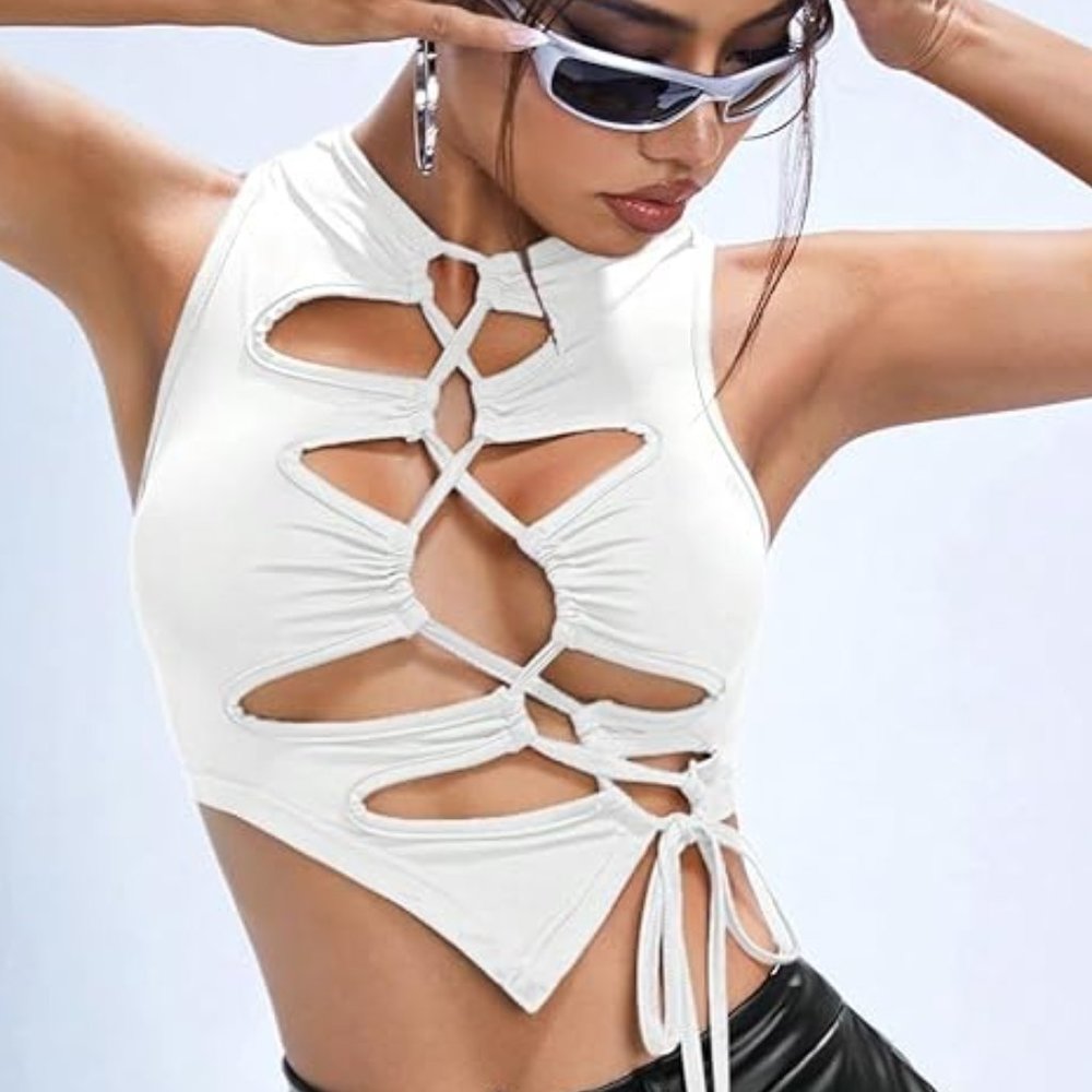 Asymmetrical hem crop tank top
